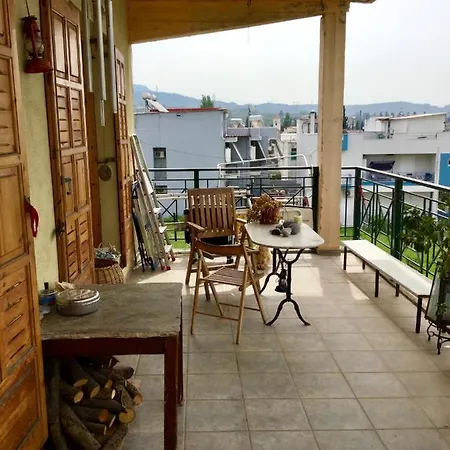 Joy's Retreat Apartment-το σπίτι της χαράς * Volos