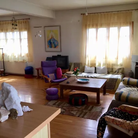 דירה Joy's Retreat Apartment-το σπίτι της χαράς וולוס