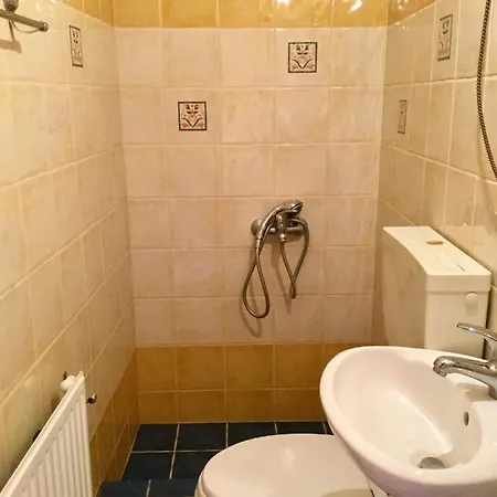 דירה Joy's Retreat Apartment-το σπίτι της χαράς וולוס